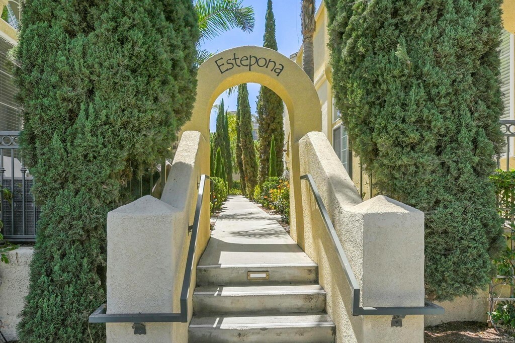 Property Photo: 3738 Mykonos Lane 126 CA 92130