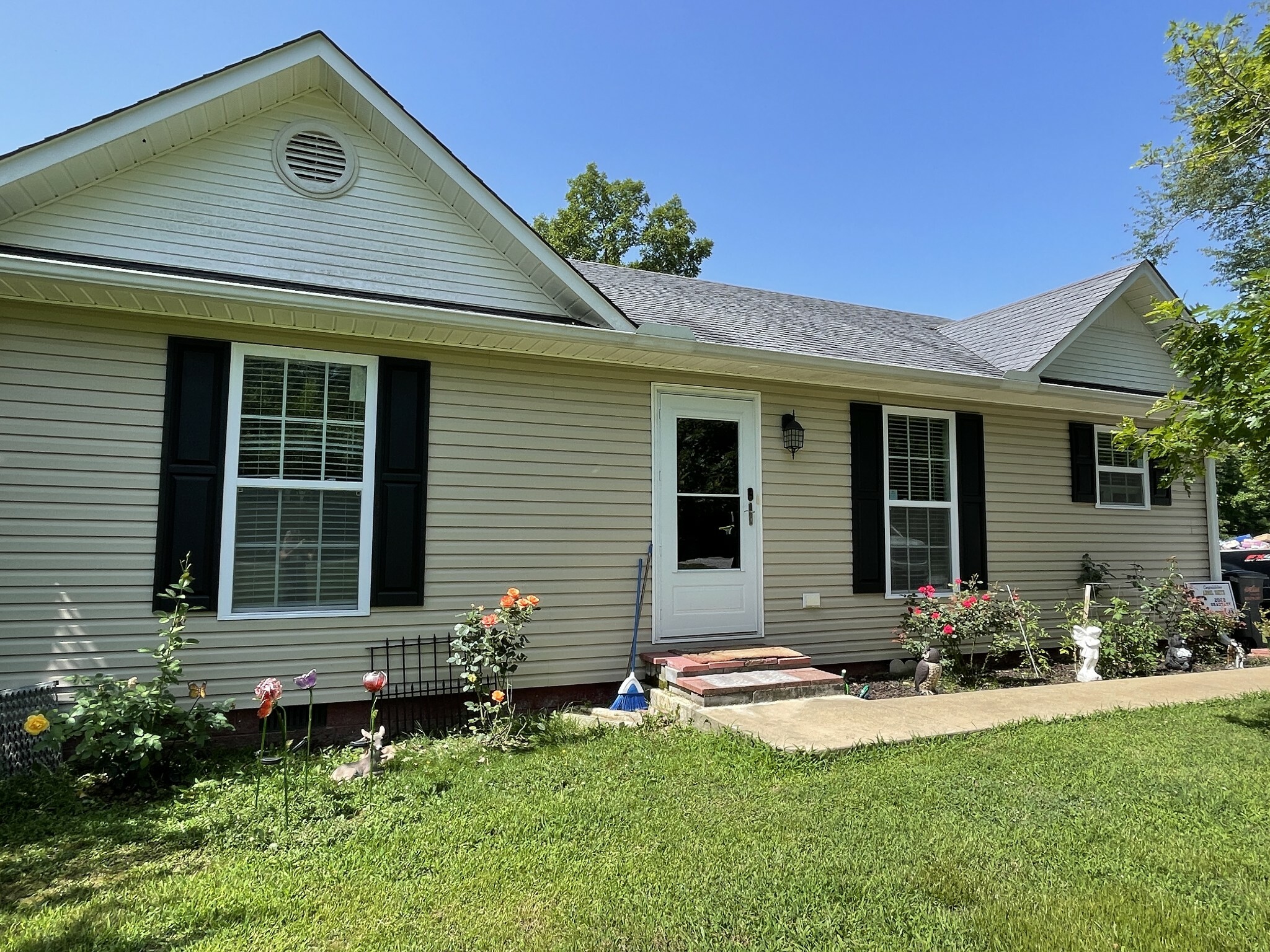 Property Photo:  2231 Fall River Rd  TN 38468 