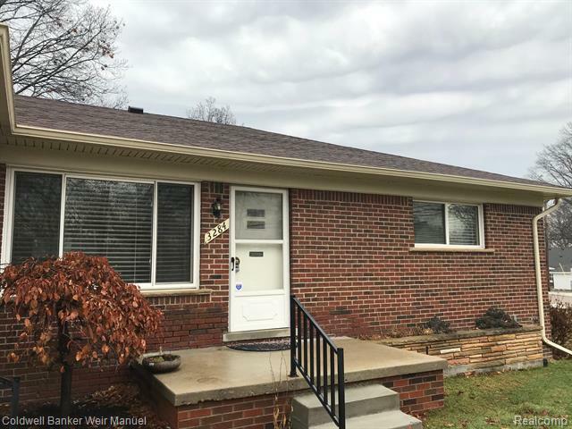 Property Photo: 3284 W Webster MI 48073