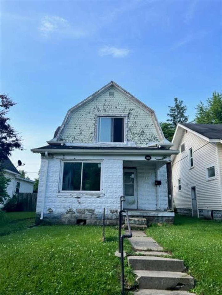 Property Photo: 335 Lincoln Street IN 47374