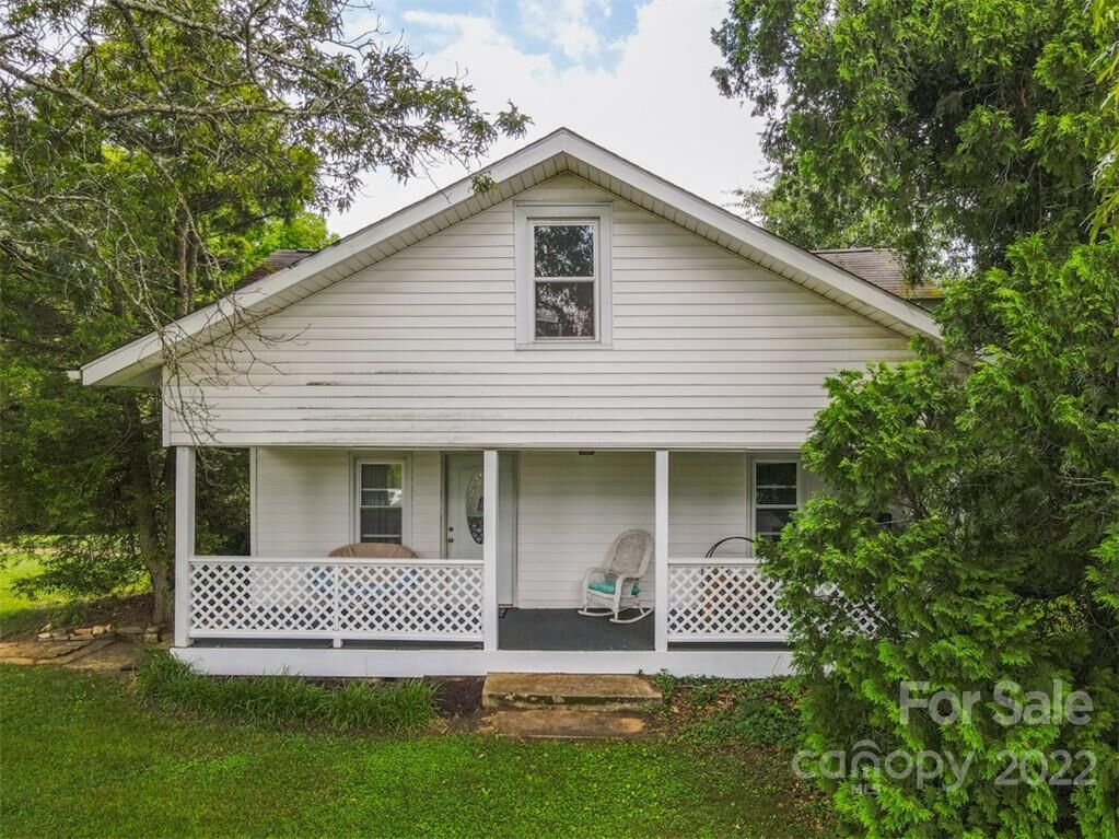 Property Photo:  230 Old Nc 20 Highway  NC 28701 