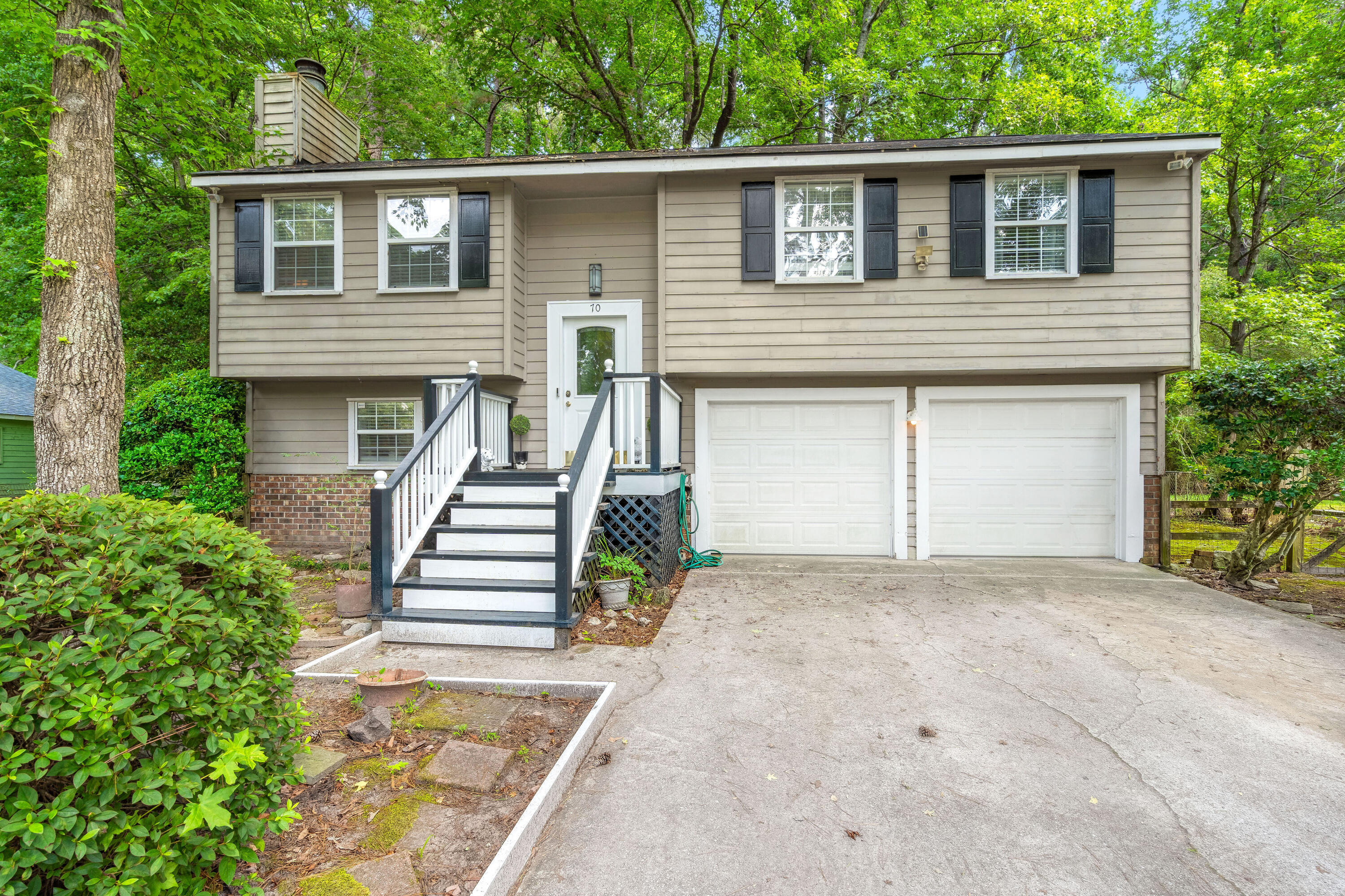 Property Photo:  70 Peppertree Lane  SC 29420 