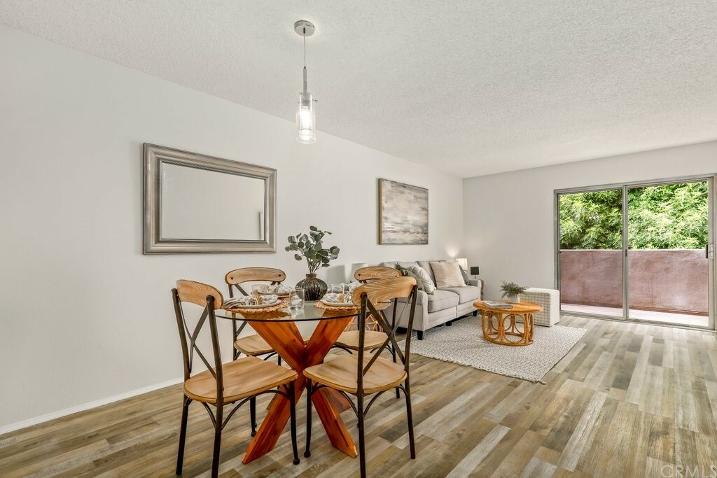 Property Photo:  278 N Wilshire Avenue 304  CA 92801 