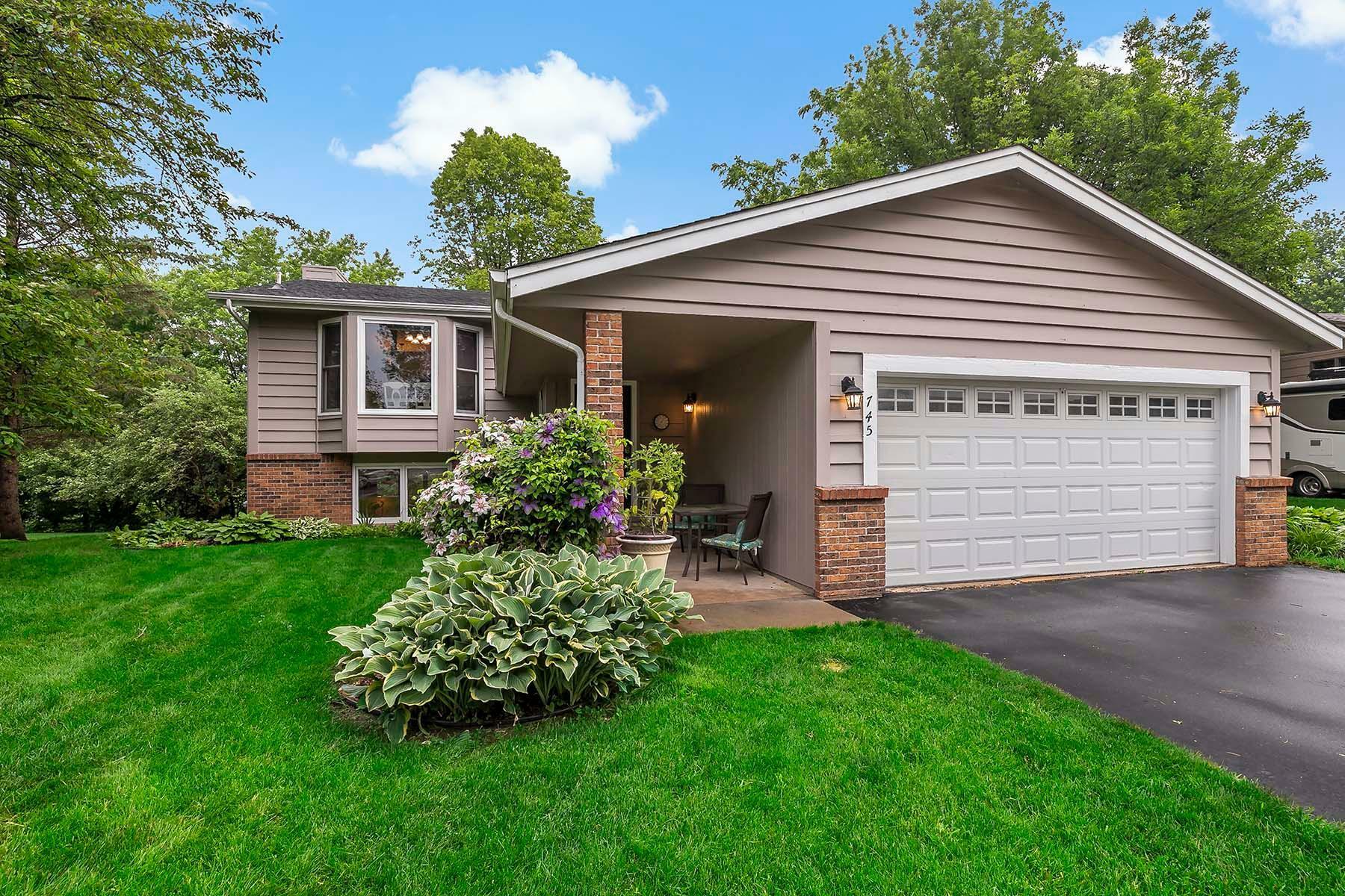 Property Photo: 745 Windmill Court MN 55123