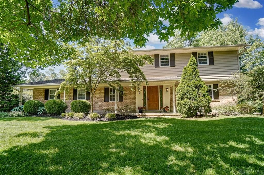 Property Photo: 5625 Royalwood Drive OH 45429