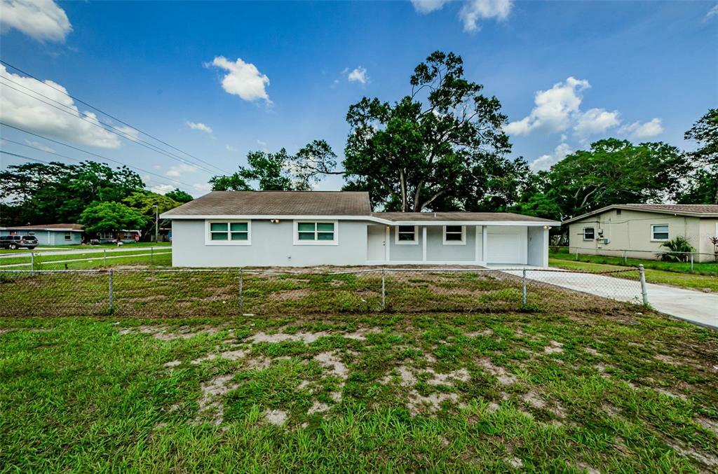 Property Photo:  6815 N 47th Street  FL 33610 