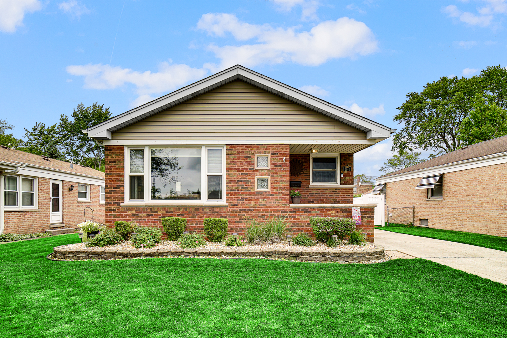 Property Photo:  2940 W 98th Street  IL 60805 