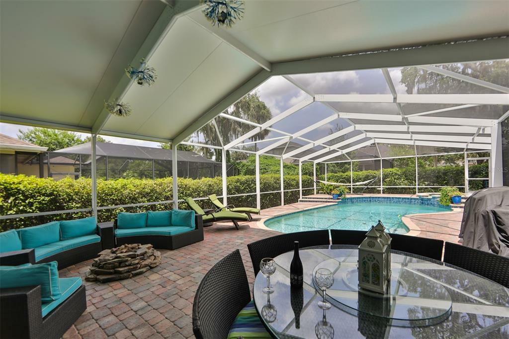 Property Photo:  15927 Ternglade Drive  FL 33547 