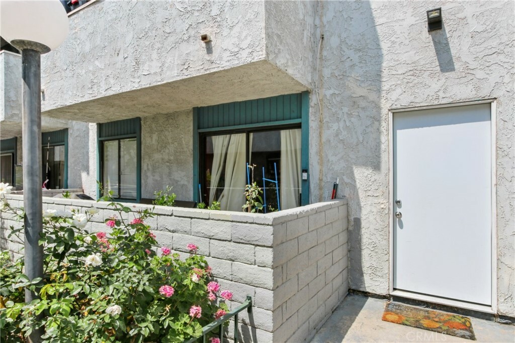 Property Photo:  8801 Willis Avenue G9  CA 91402 