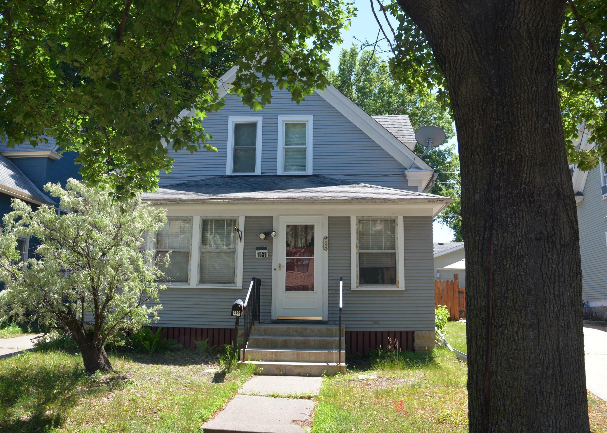 Property Photo: 1538 Selby Avenue MN 55104