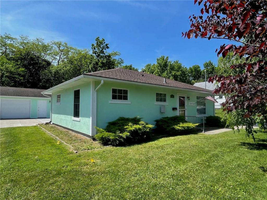 Property Photo:  95 Greenhurst Street  NY 14456 