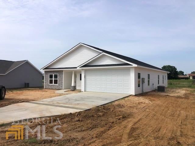 Property Photo:  1066 Field Street  GA 31022 