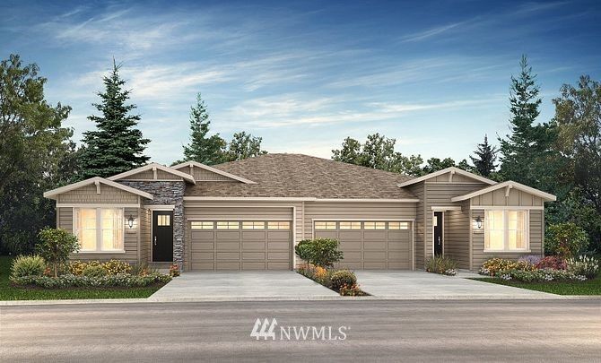 Property Photo: 15219 182nd Avenue E WA 98391