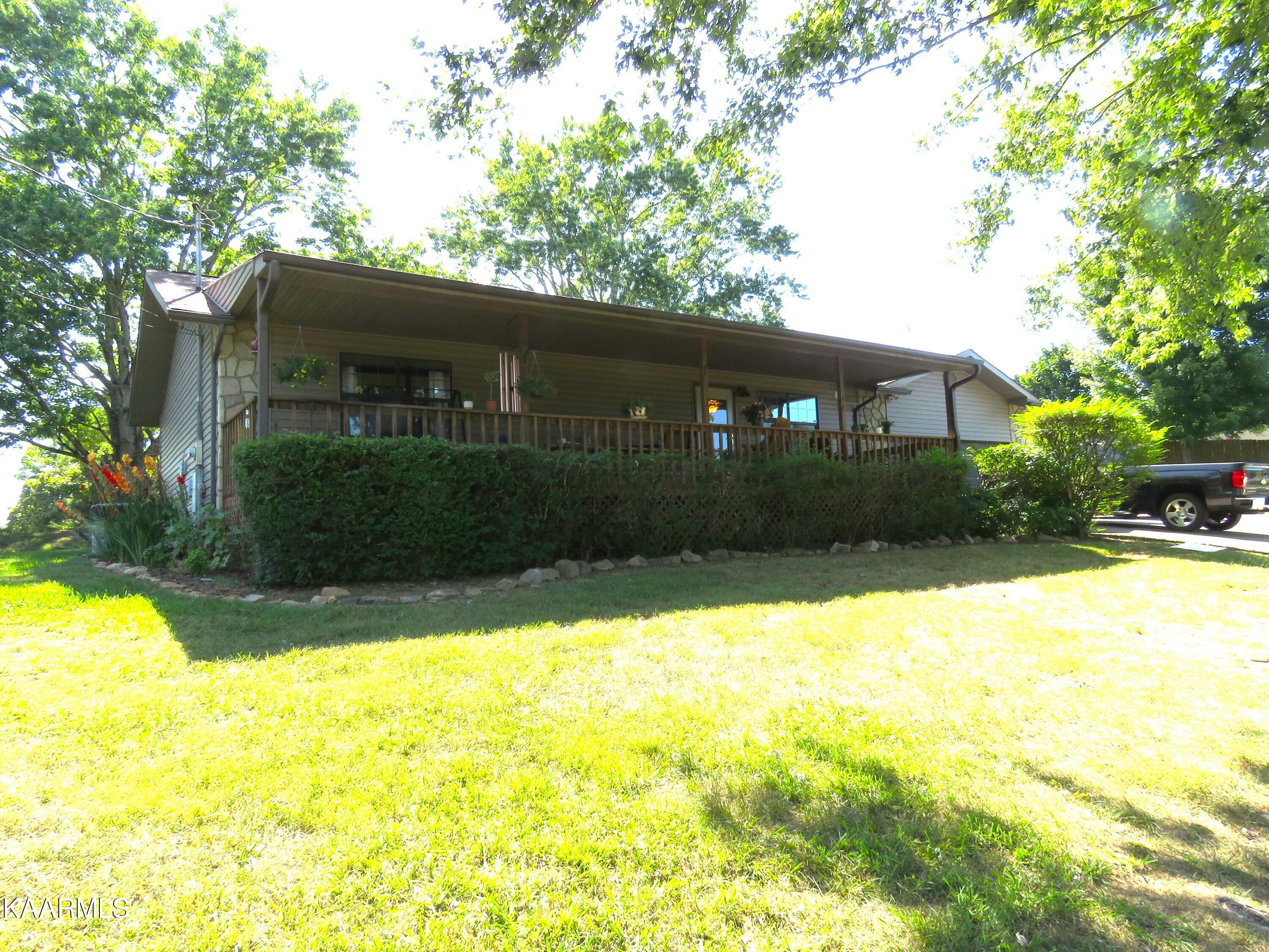 Property Photo:  418 McKinney Drive  TN 37876 