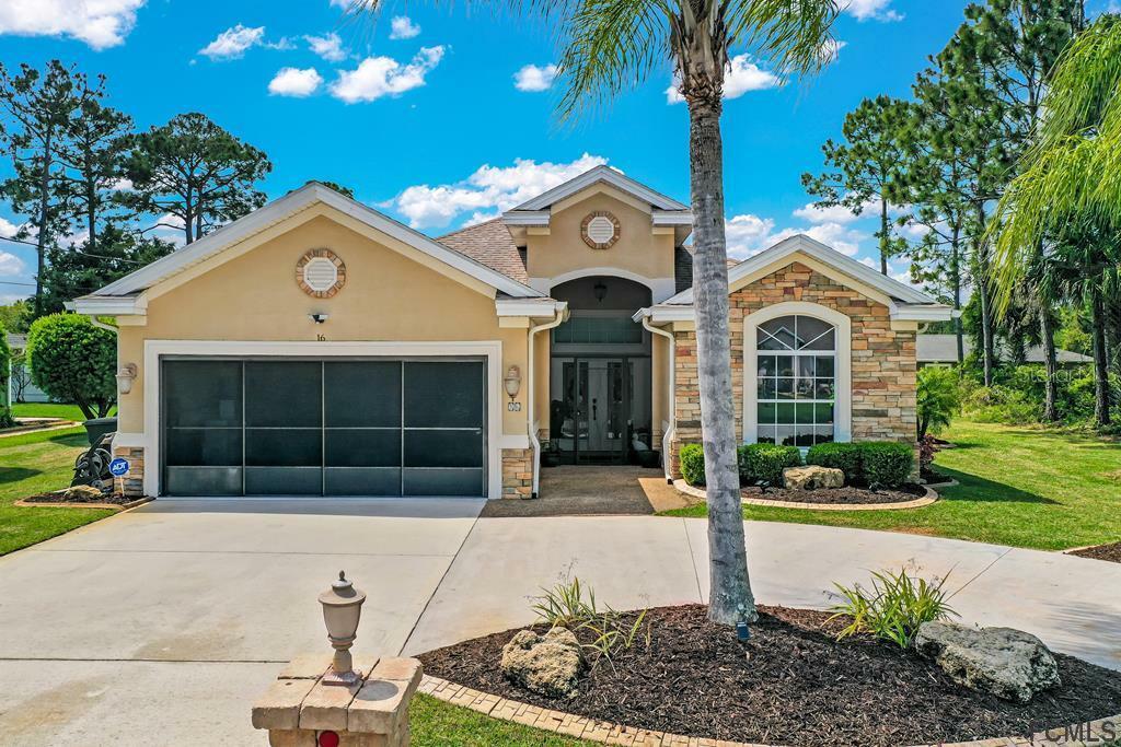 Property Photo: 16 Freeland Lane FL 32137