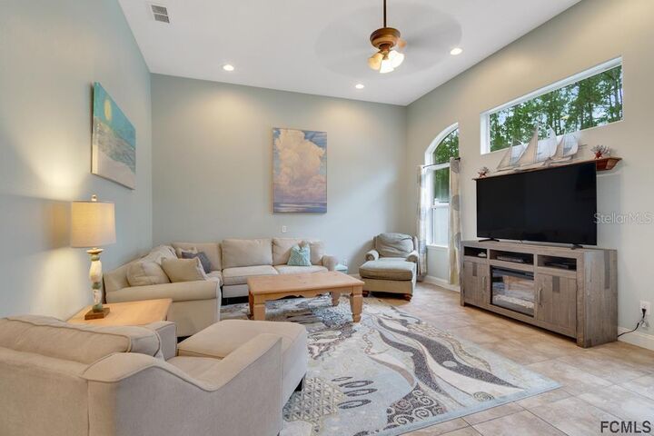 Property Photo:  44 Egan Drive  FL 32164 