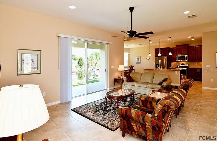 Property Photo:  28 Cool Water Court  FL 32137 