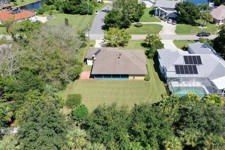 Property Photo:  22 Colechester Lane  FL 32137 