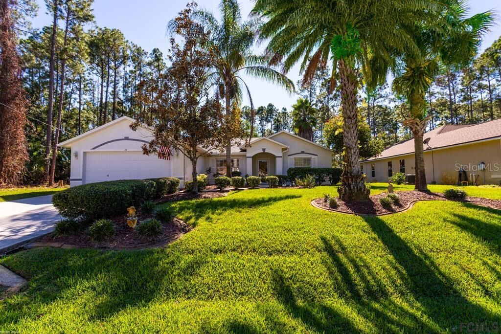 Property Photo: 74 Pin Oak Drive FL 32164