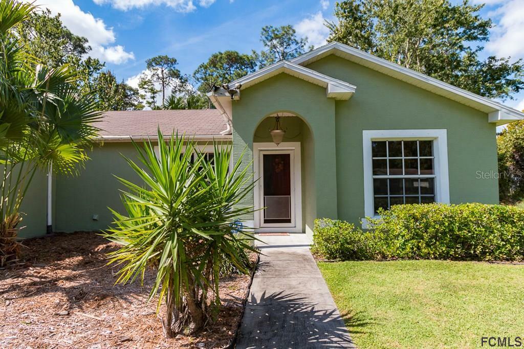 Property Photo: 49 Kalamazoo Trail FL 32164