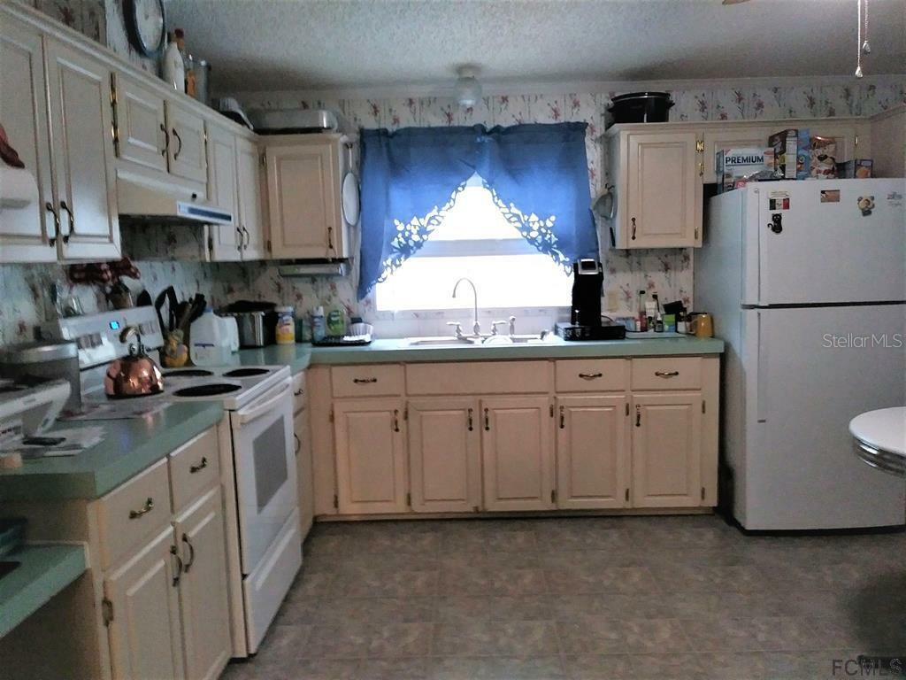 Property Photo:  1448 Sherwood Street  FL 32110 