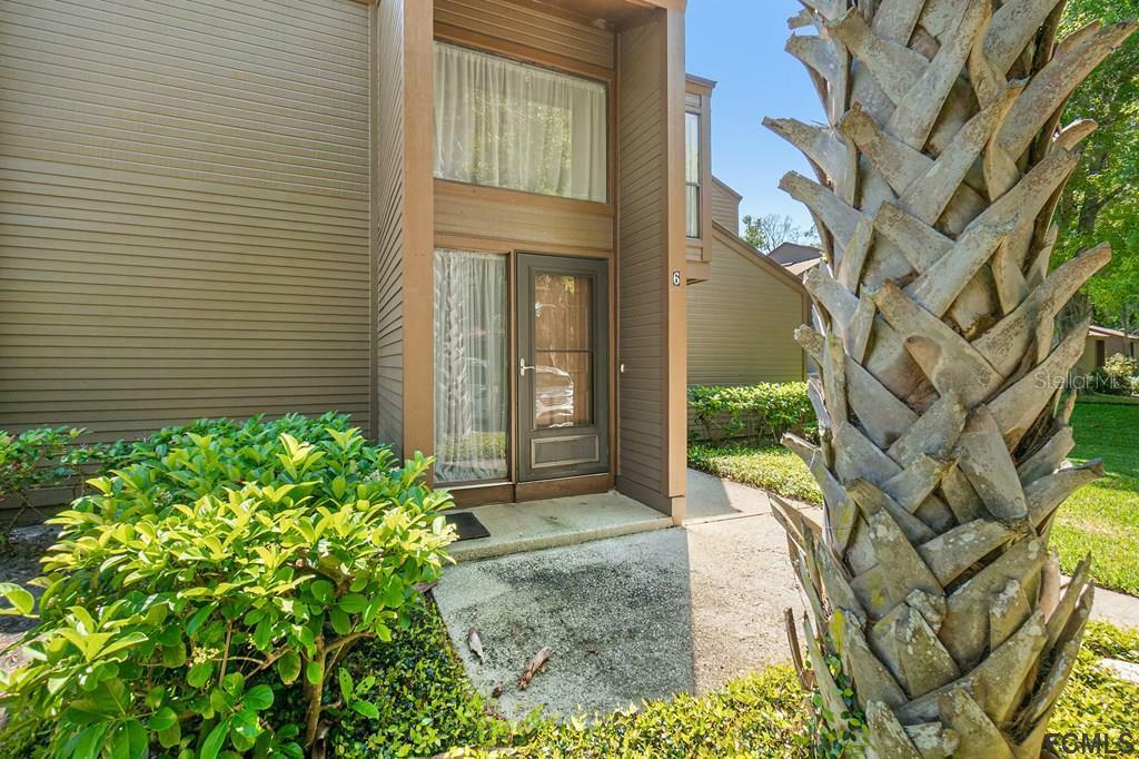 Property Photo: 6 Oxford Lane 6 FL 32137