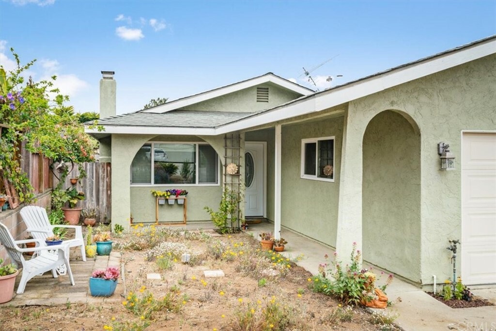 Property Photo:  1525 13th Street  CA 93402 