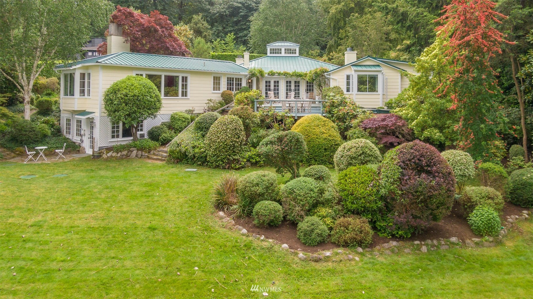 Property Photo:  9412 SW Harbor Drive  WA 98070 