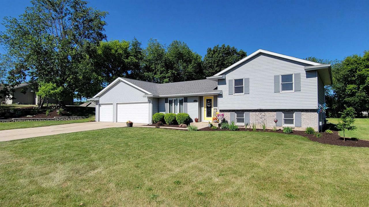 Property Photo:  4319 West Rotamer Rd  WI 53546 