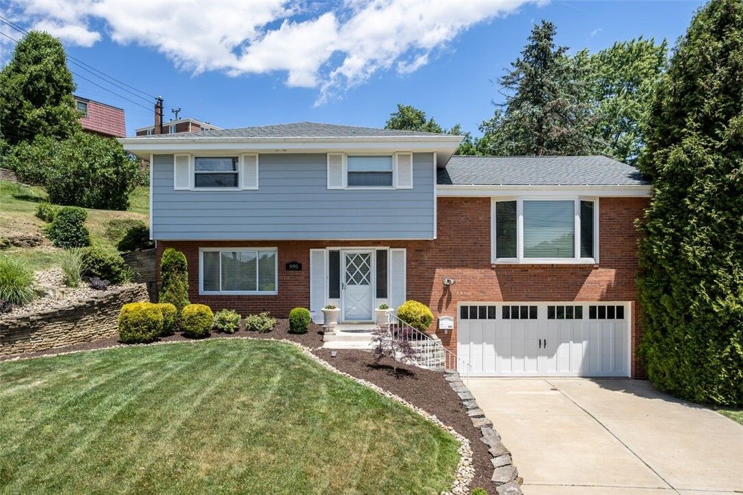 Property Photo: 995 Dale Drive PA 15220