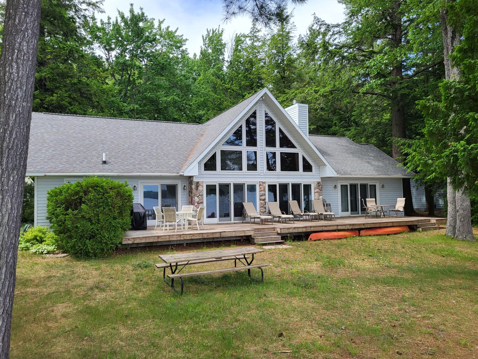 Property Photo:  4843 Beechwood Avenue  MI 49735 