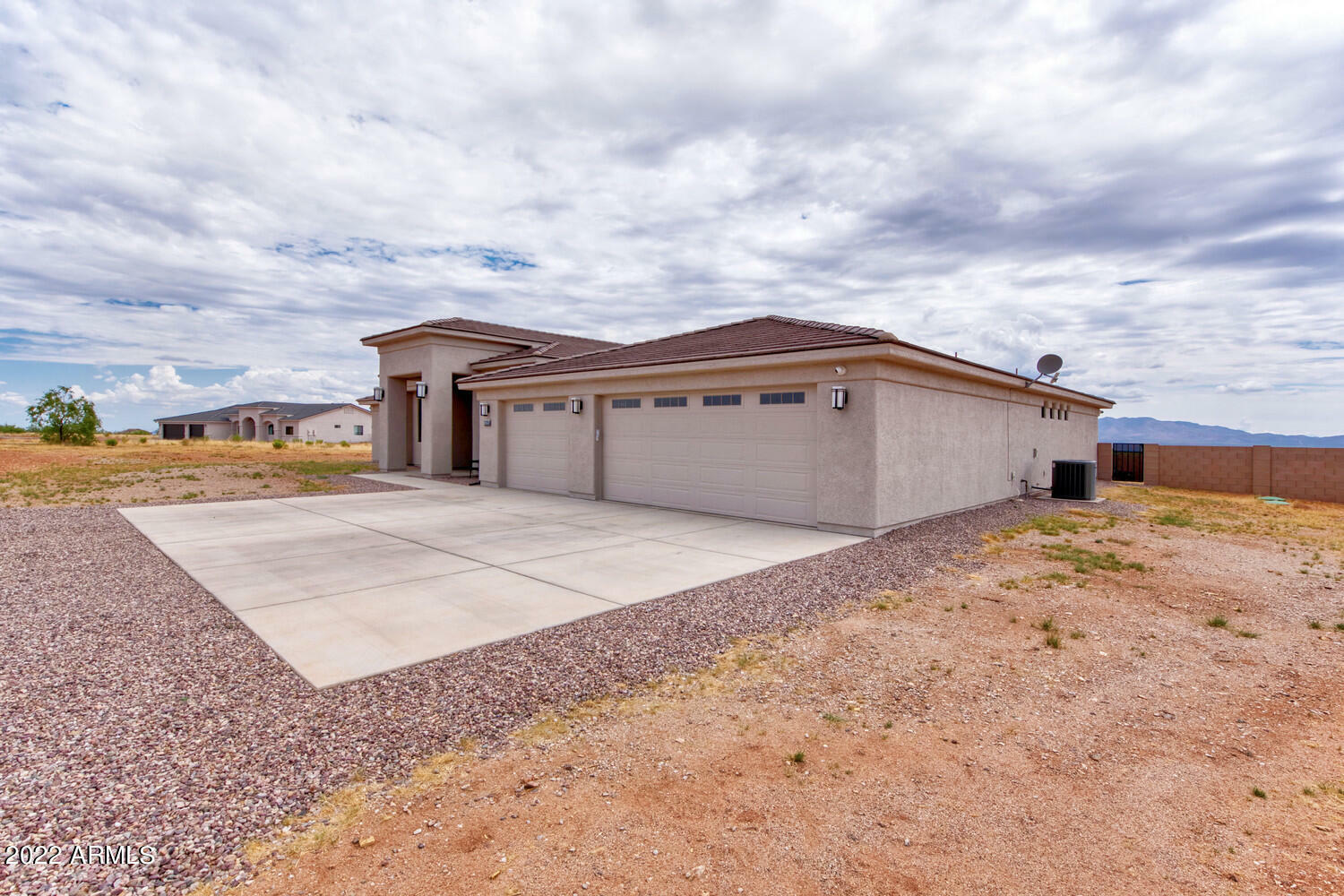 Property Photo:  8665 S Sunquail Terrace  AZ 85615 