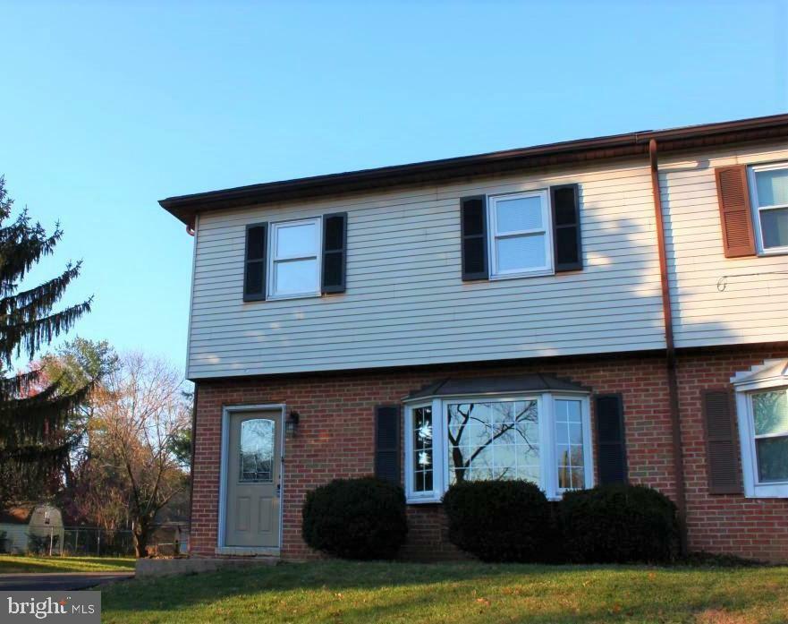 Property Photo:  1245 Staman Lane  PA 17512 