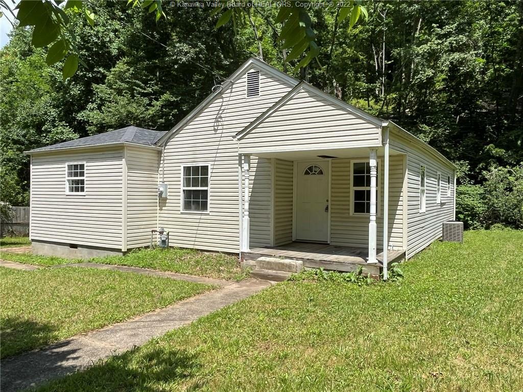 Property Photo:  1016 Aspen Road  WV 25304 