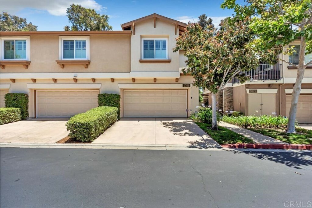 Property Photo:  9761 W Canyon Terrance 1  CA 92123 