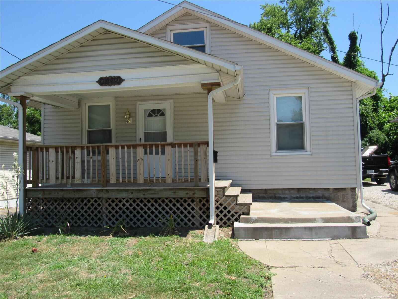 Property Photo:  1417 Milton Road  IL 62002 