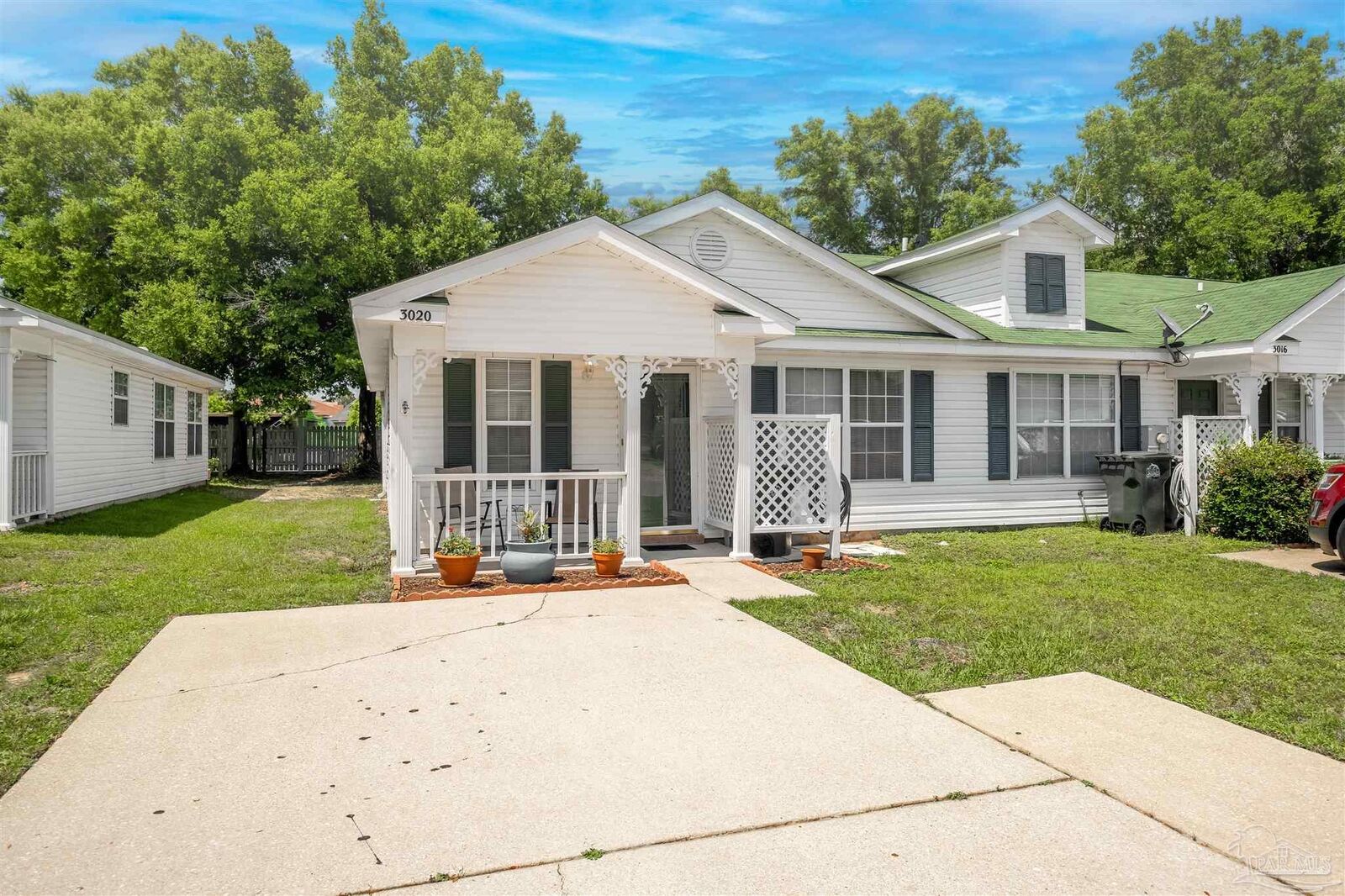 Property Photo: 3020 Brigantine Dr FL 32526