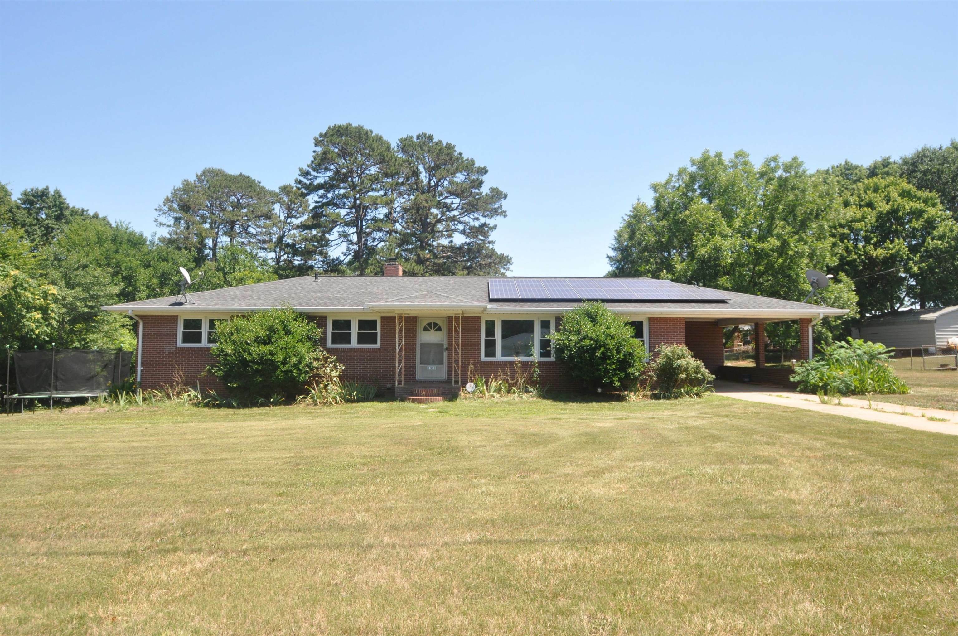 Property Photo:  1018 Woodvale Drive  SC 29303 