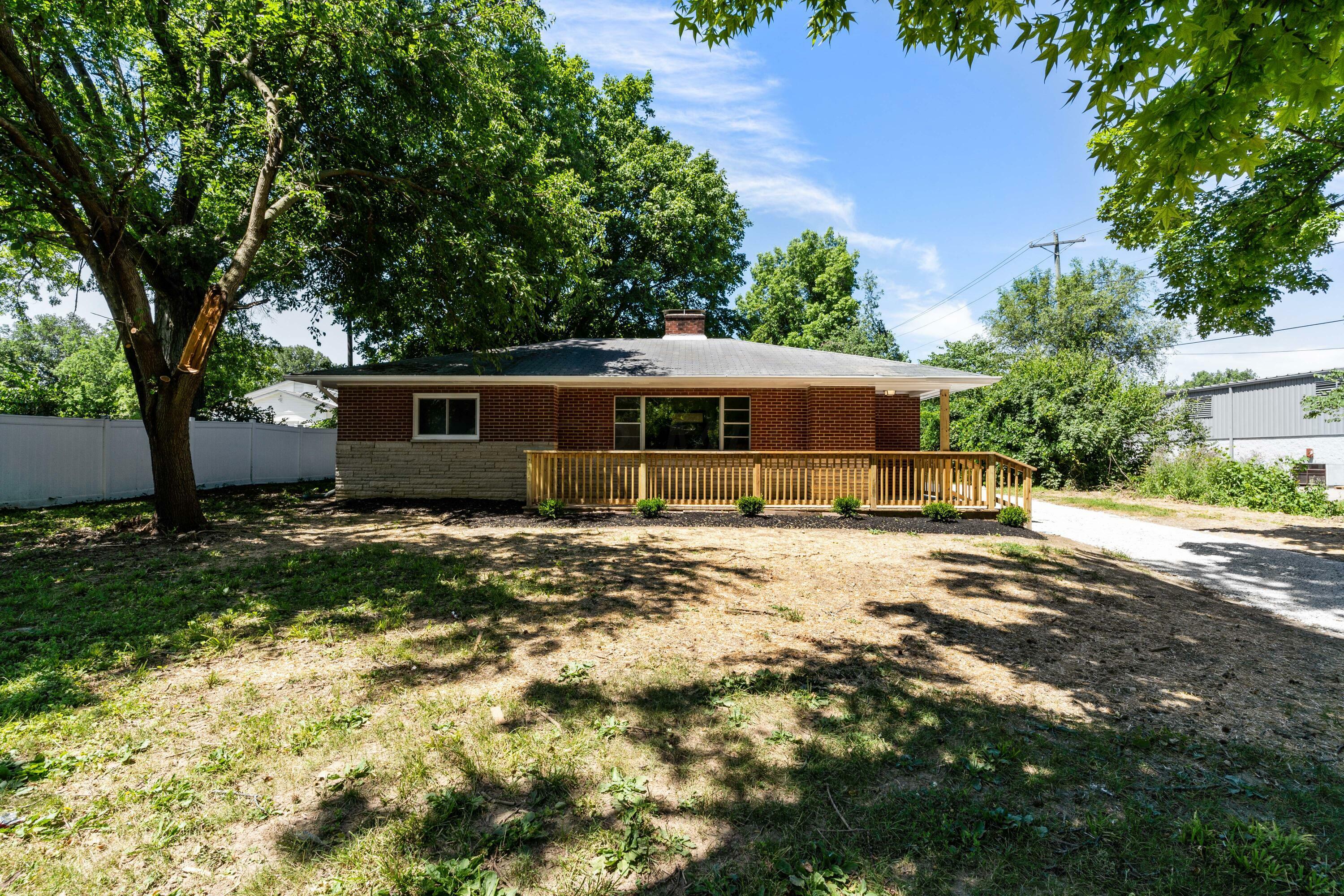 Property Photo:  729 N Hague Avenue  OH 43204 