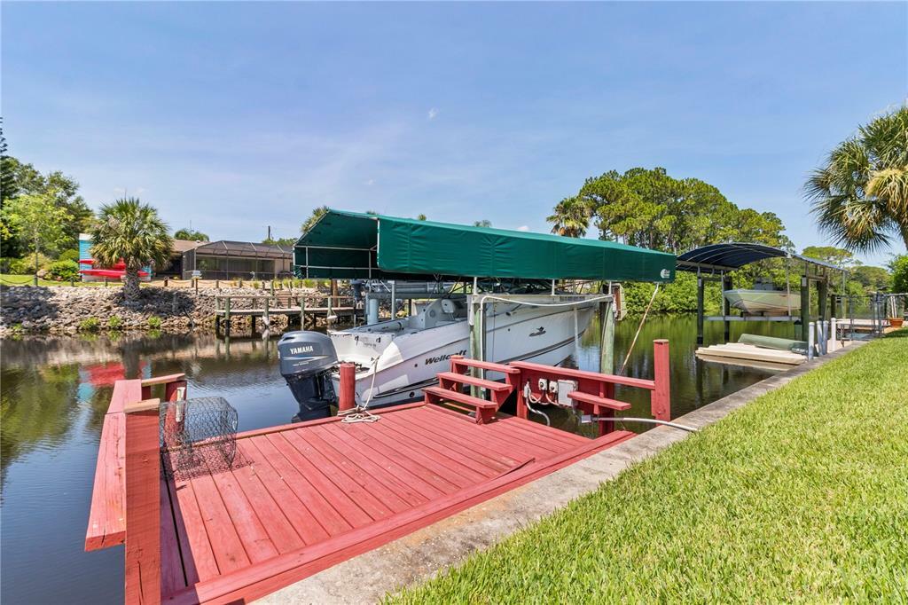 Property Photo: 2517 Cannolot Boulevard FL 33948
