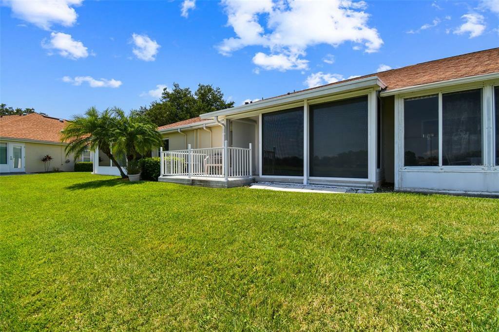 Property Photo:  2527 New Haven Circle  FL 33573 