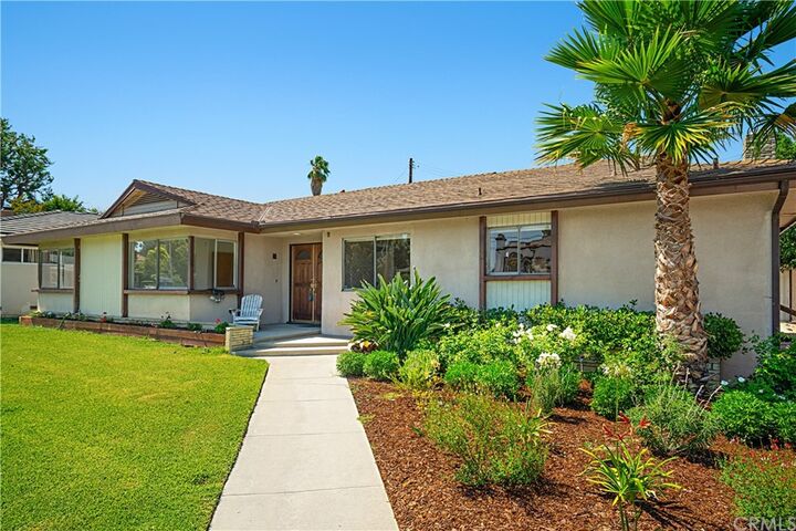 Property Photo:  365 Fairview Avenue  CA 91007 