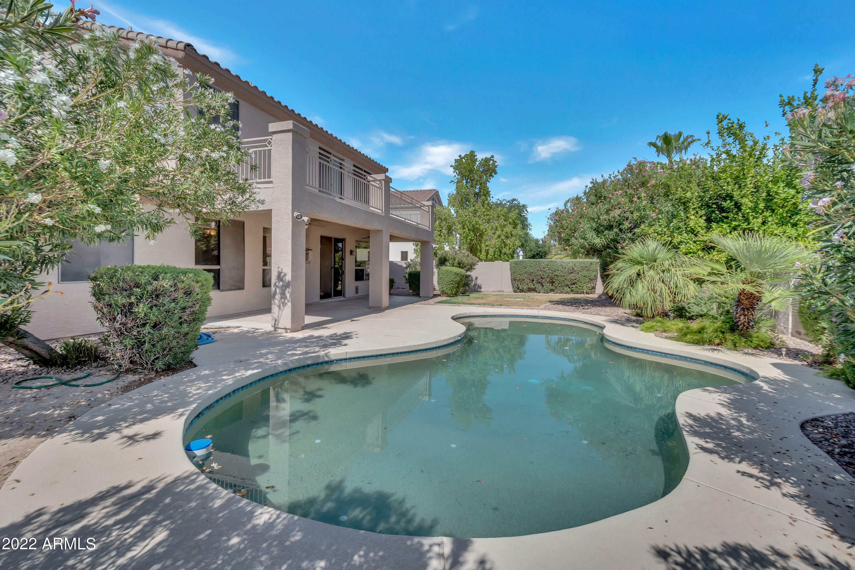 Property Photo: 839 E Cherrywood Place AZ 85249