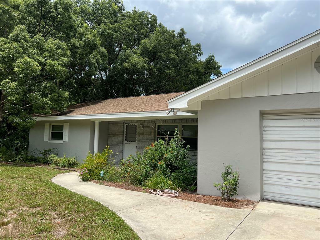 Property Photo:  2856 Linda Drive  FL 32720 