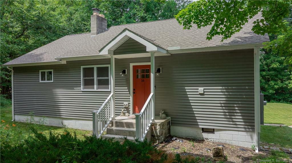 Property Photo: 16 Oswego Road CT 06812