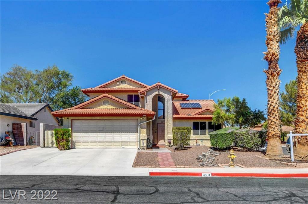 Property Photo: 393 Umbria Way NV 89014