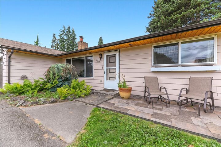 Property Photo: 6308 53rd Avenue NE WA 98270