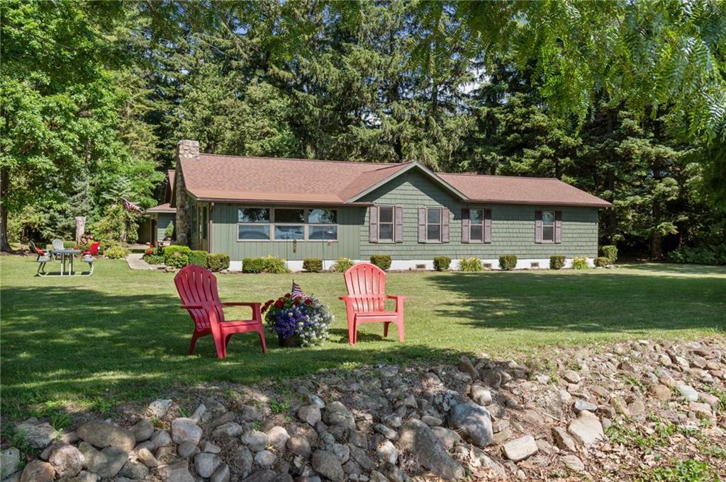 Property Photo: 4501 Cottonwood Cove NY 14456