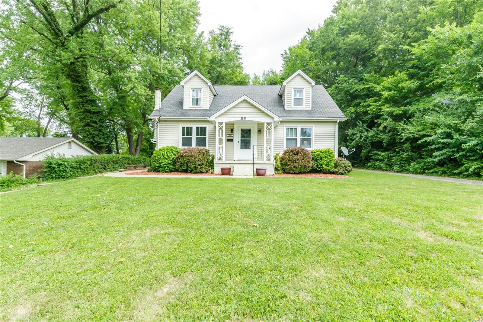 Property Photo:  2004 Sibley Street  MO 63301 