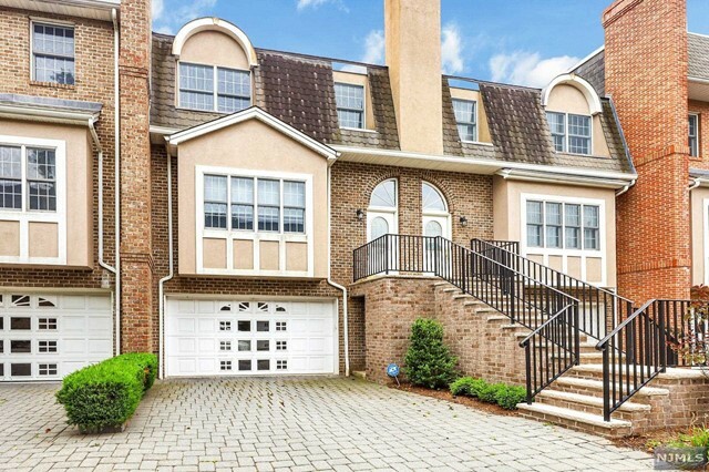 Property Photo: 138 Stonegate Trail NJ 07626